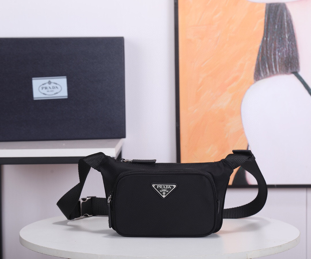 프라다 2VH128 벨트백 힙색 슬링백 허리가방