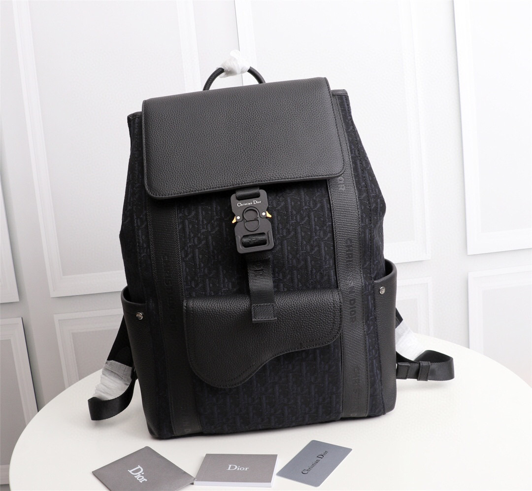디올 백팩 1ADBA143TSE