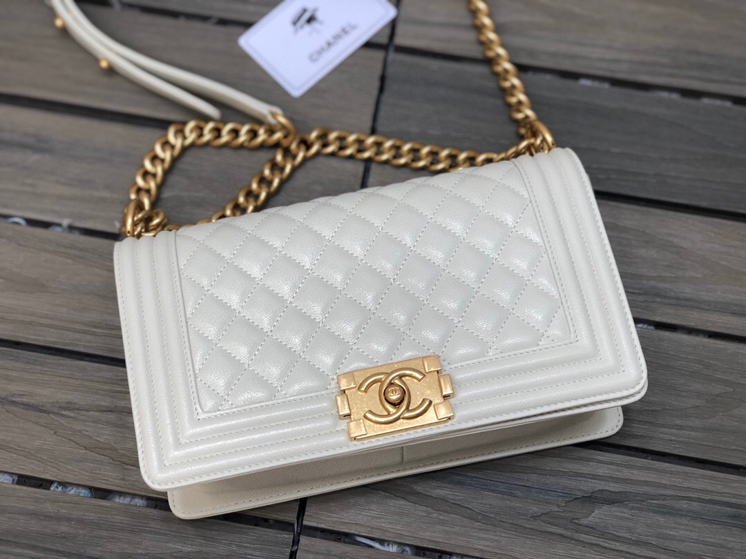 샤넬 보이백 여자가방