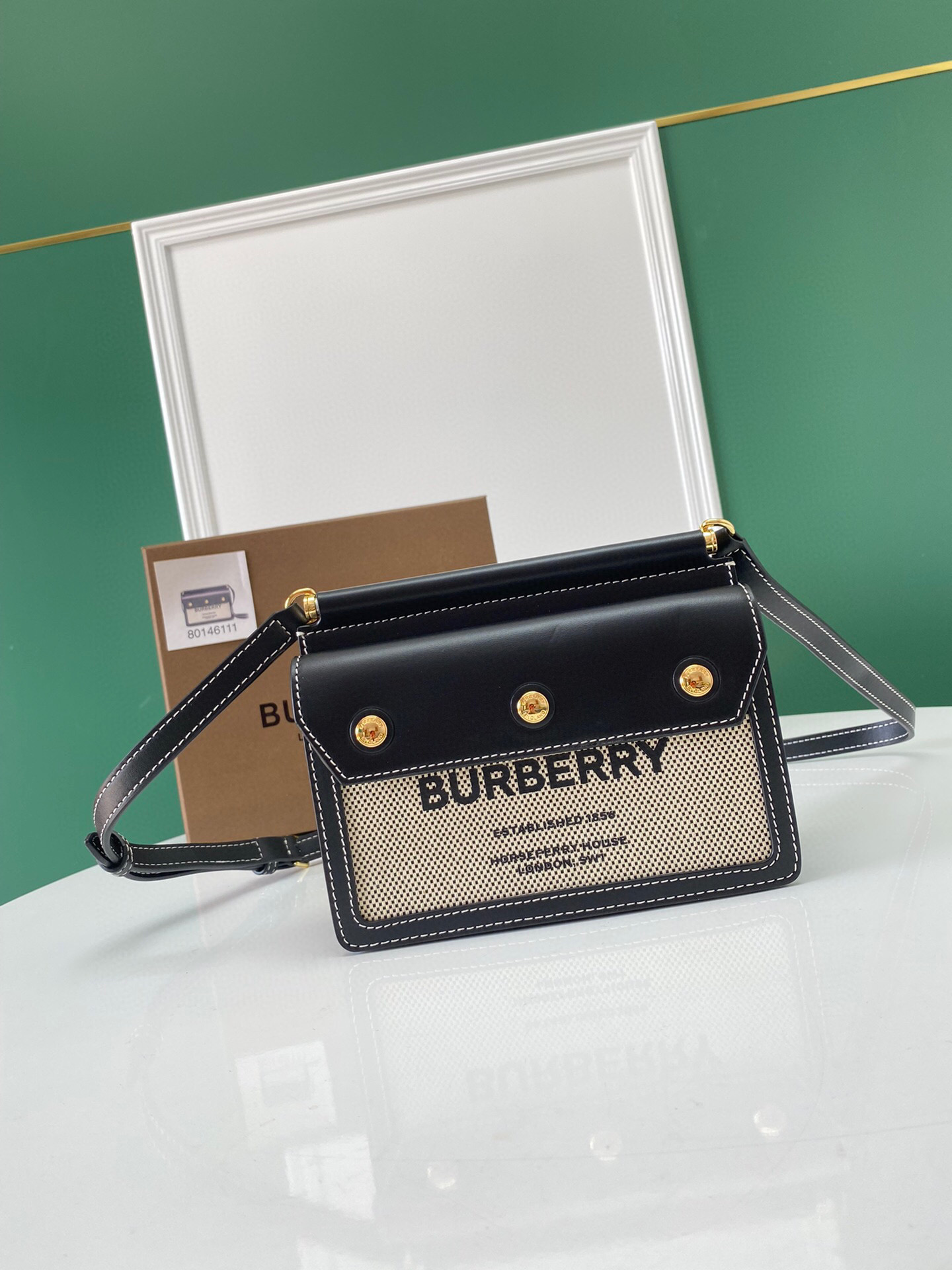 버버리 크로스백 여자가방