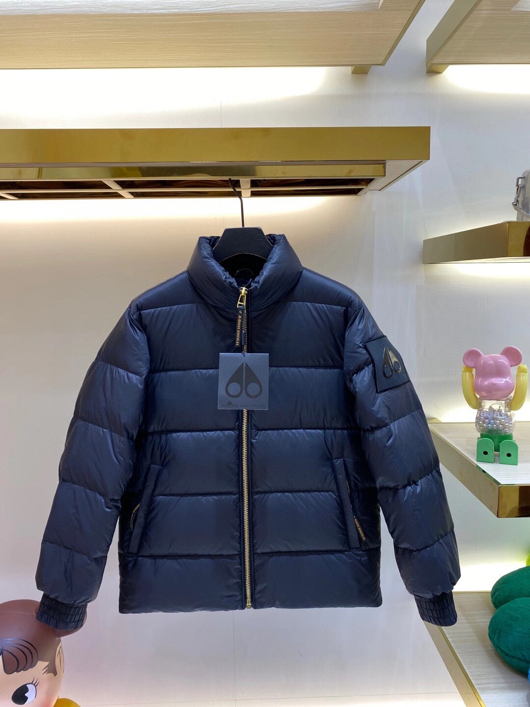 무스너클 남녀공용 패딩