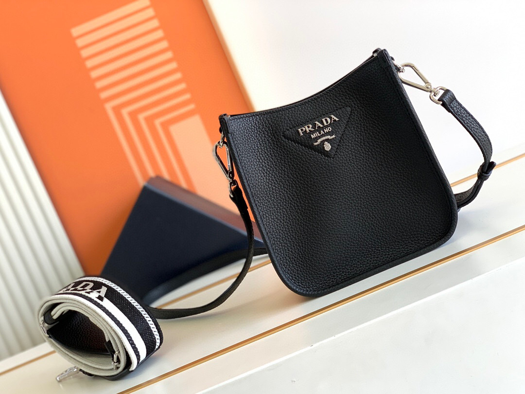 프라다 여자가방 1BH191
