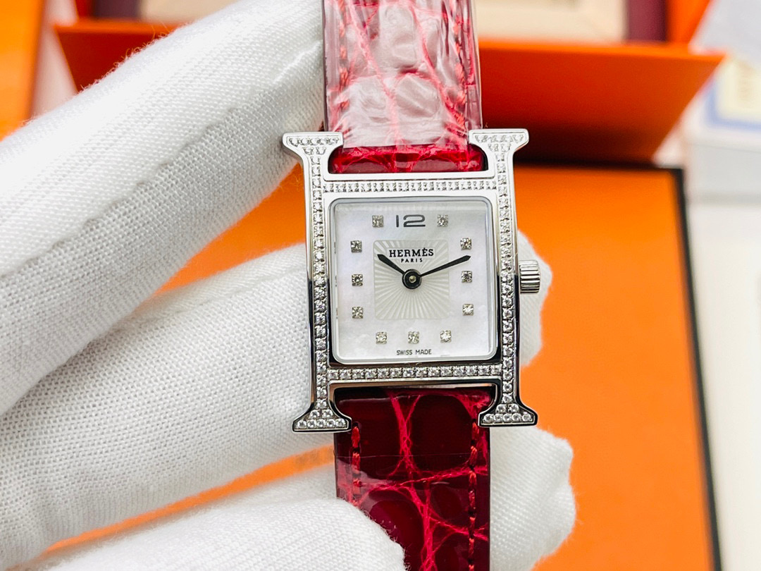 에르메스 QTQ공장 미러급 여자시계
