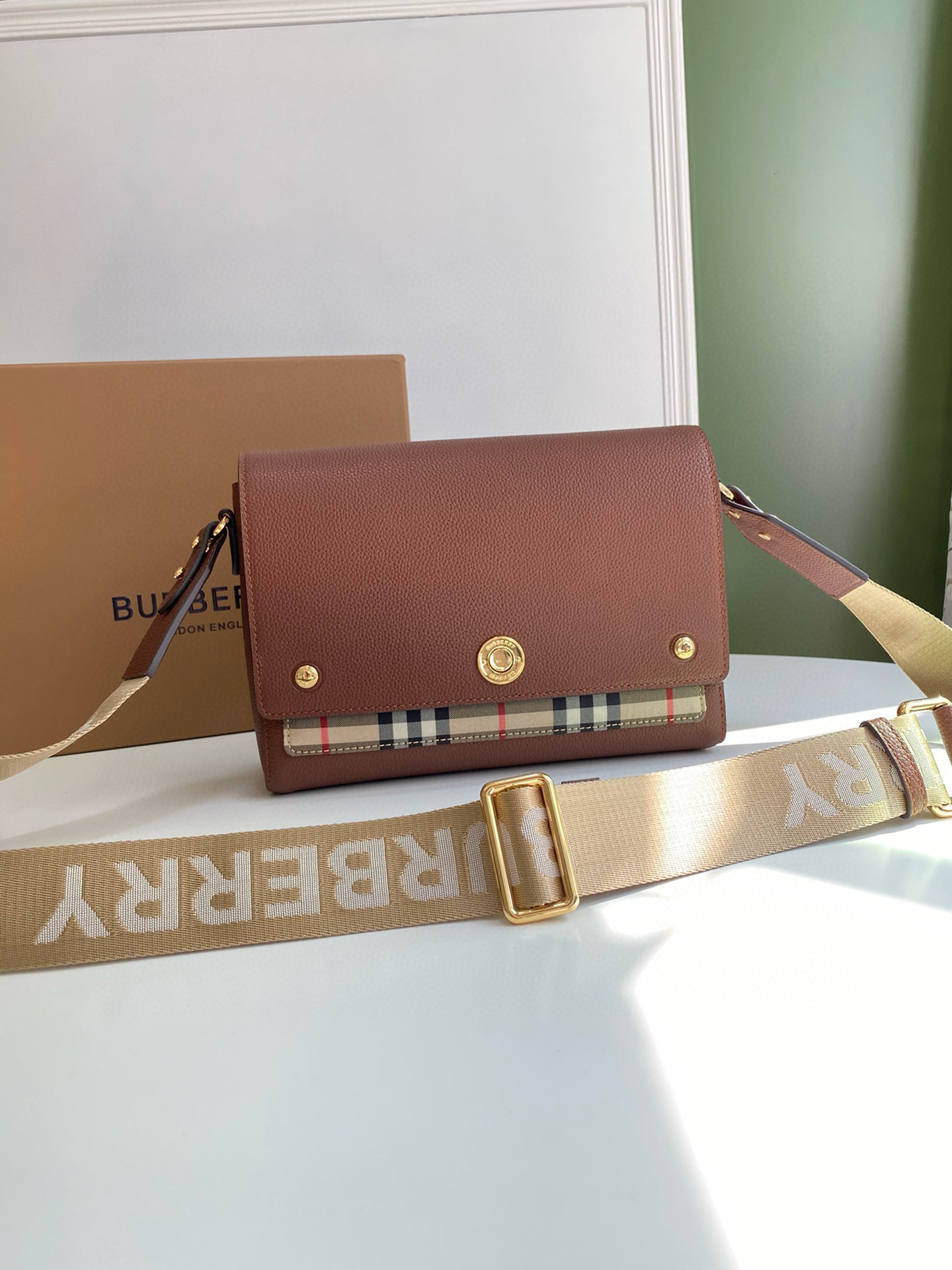 버버리 여자가방