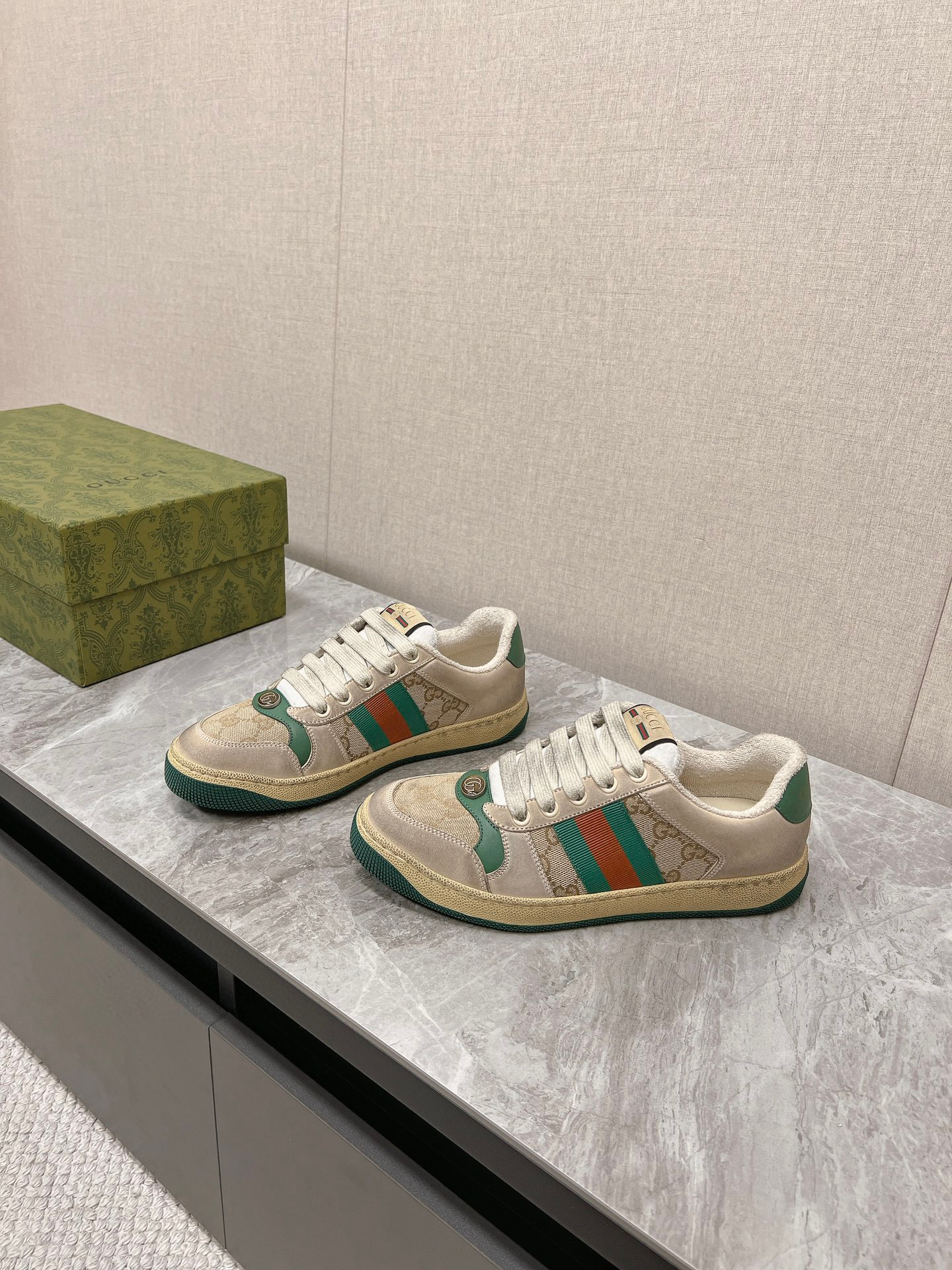 구찌 남녀공용 신발 운동화