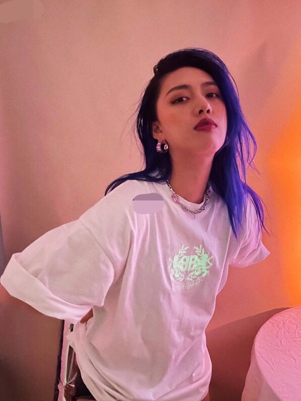 발렌시아가 남녀공용 반팔티