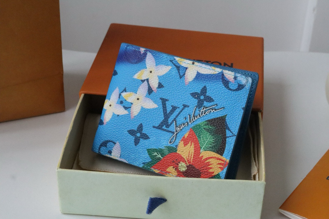 루이비통 남자 반지갑 M83468