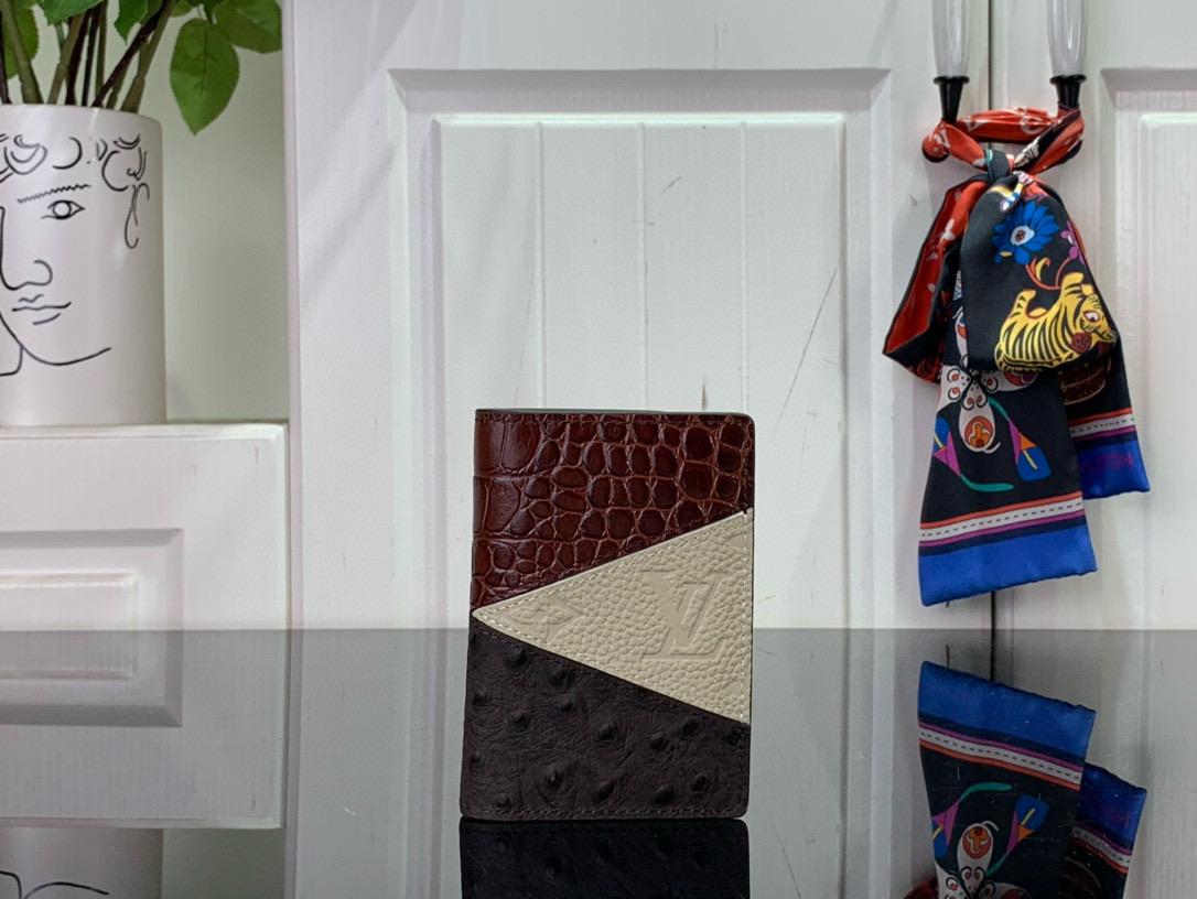 루이비통 카드지갑 M84690