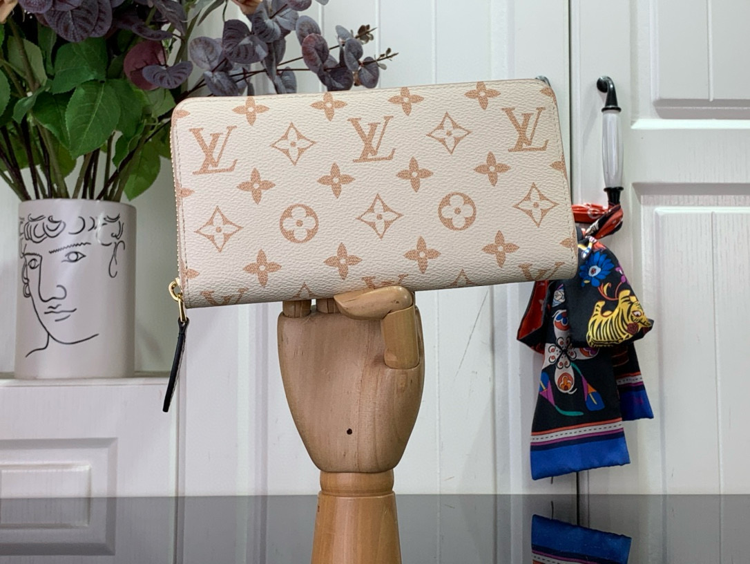 루이비통 여자 장지갑 m83093