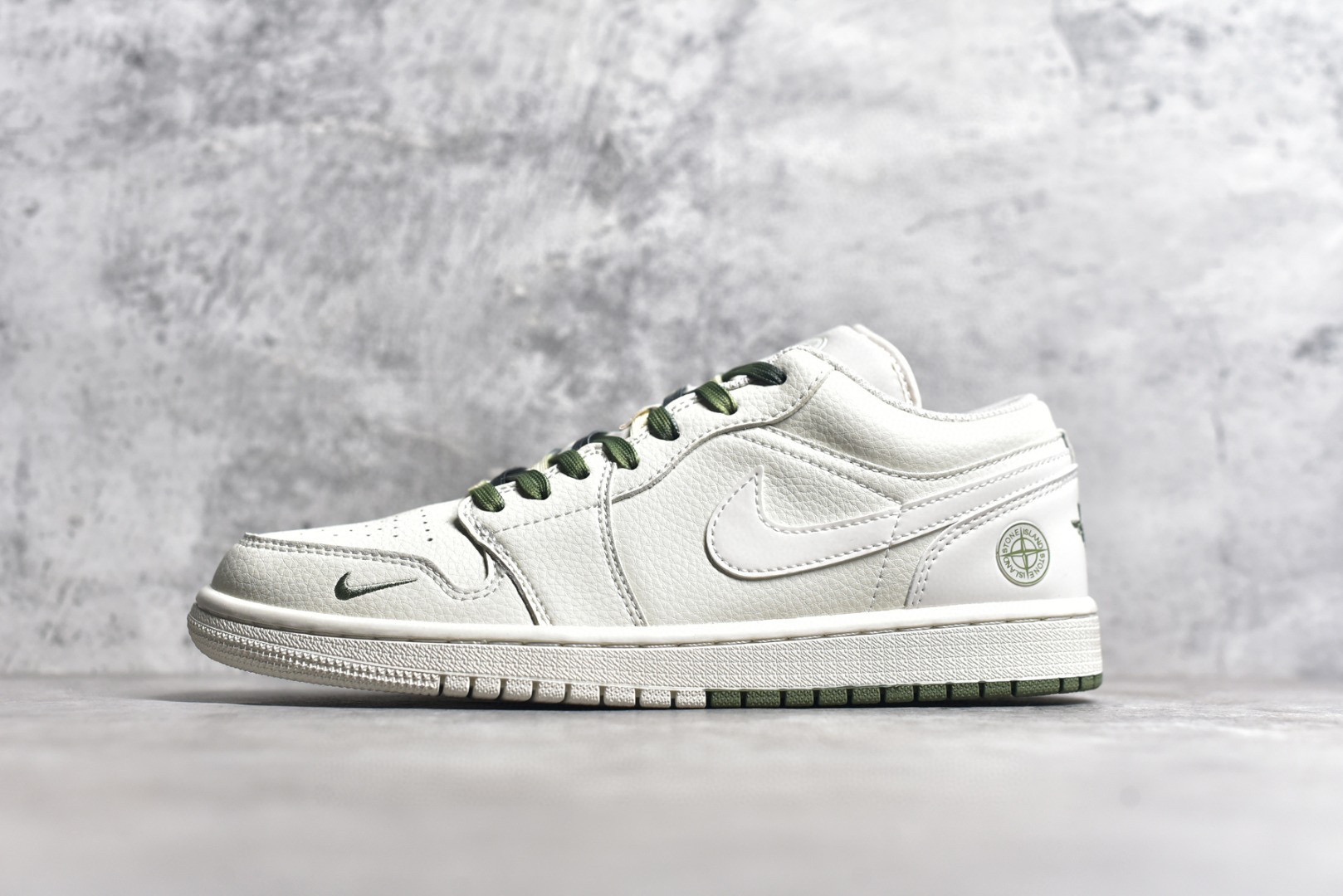 나이키 에어조던 1 신발 운동화 스니커즈