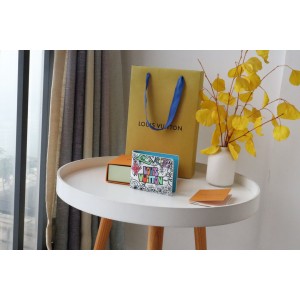 루이비통 여자 반지갑 M82023