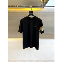 버버리 남자 반팔티