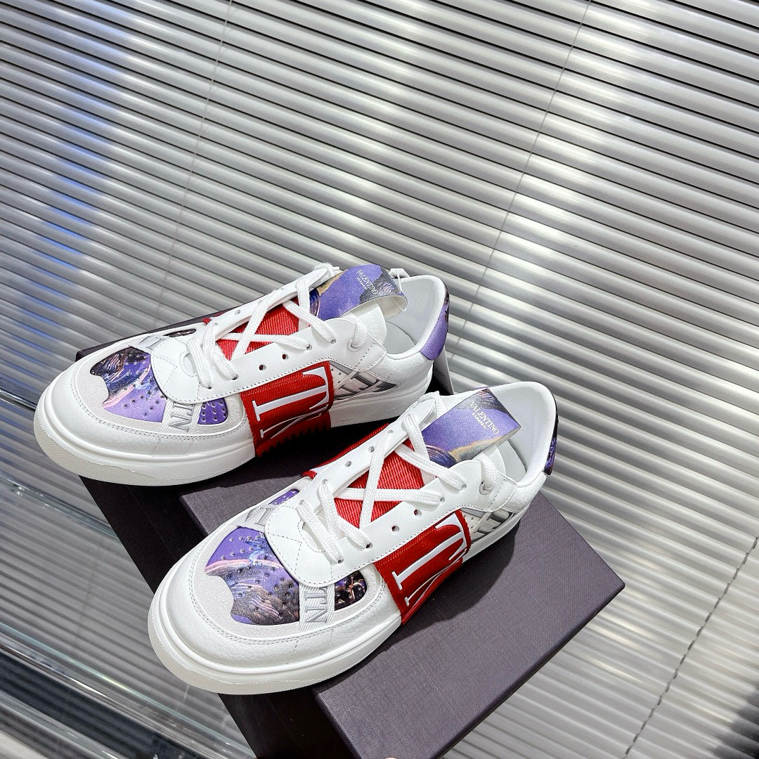 발렌티노 남녀공용 스니커즈 신발 운동화