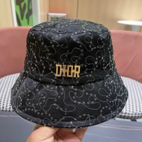 디올 모자