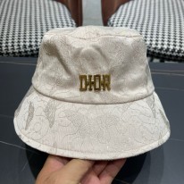 디올 모자