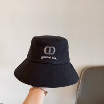 디올 모자