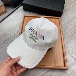 프라다 모자