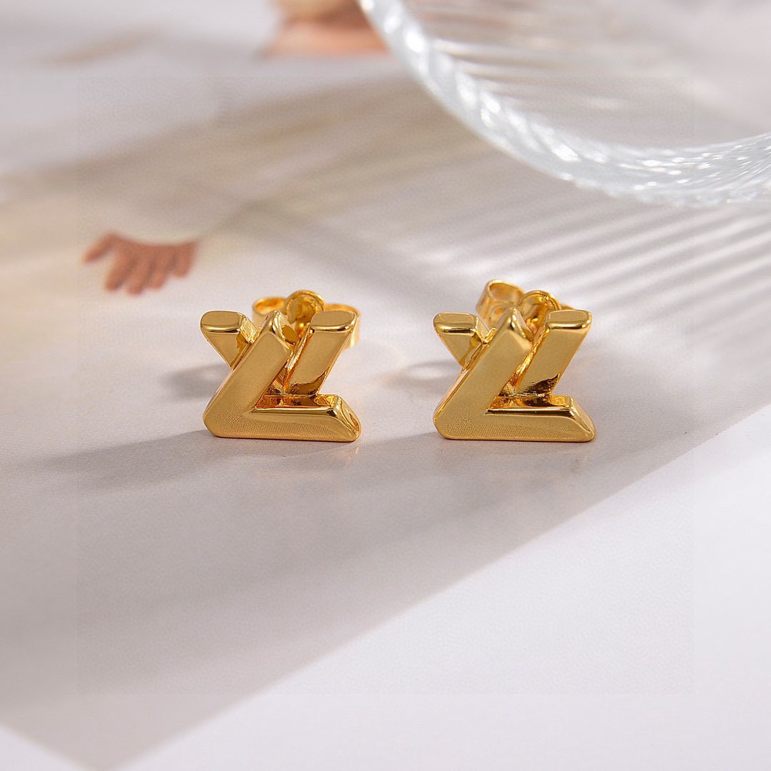 루이비통 귀걸이