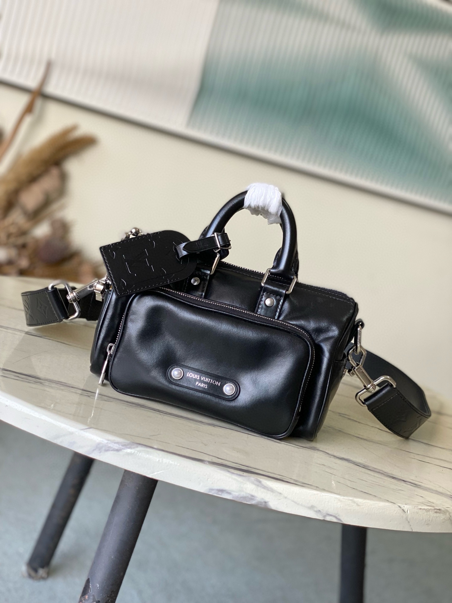 루이비통 M13988 남녀공용가방