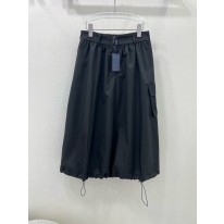 프라* 여자 치마
