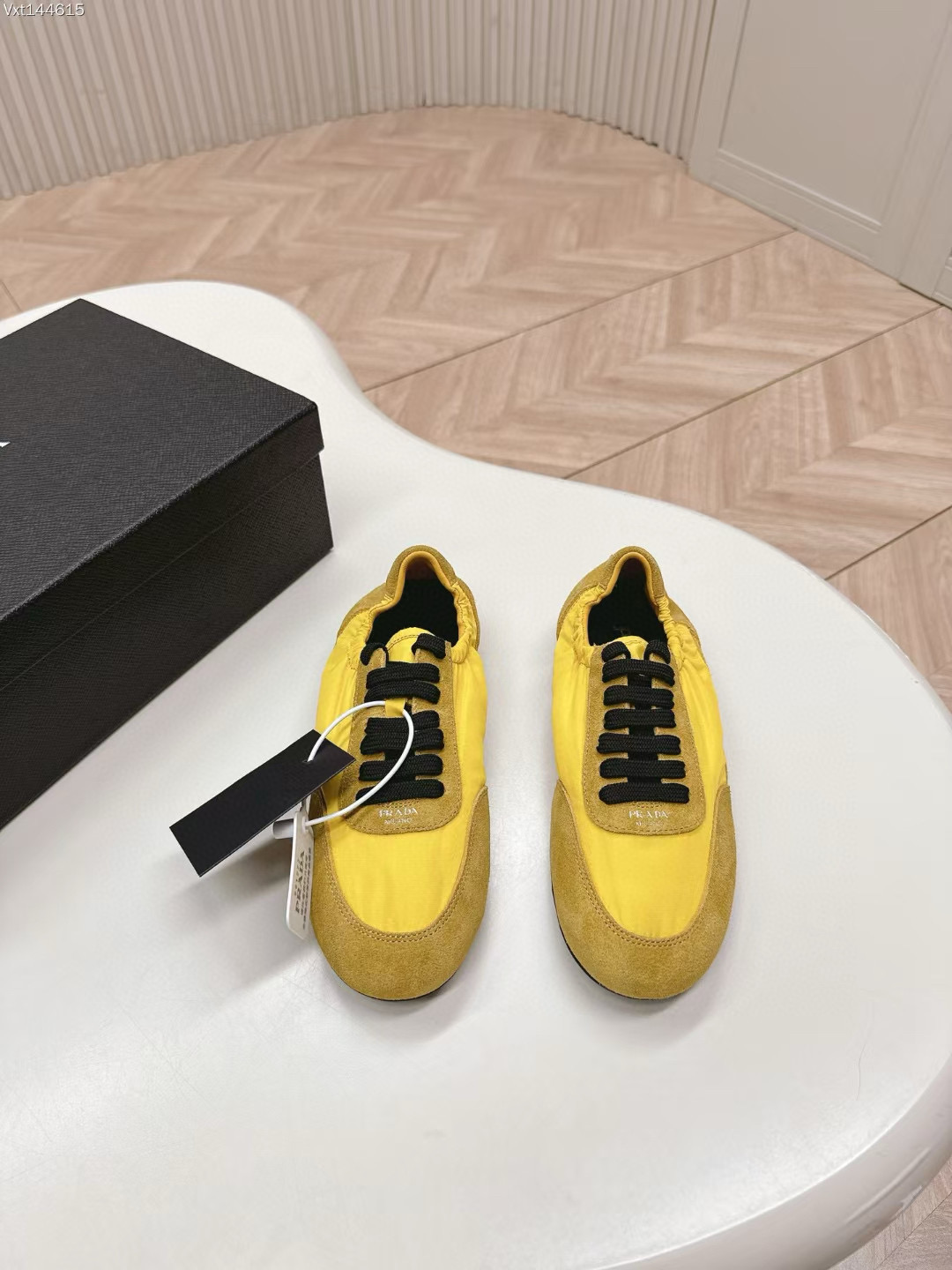 프라다 여자 스니커즈 신발 운동화