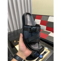 프라다 남자 슬리퍼