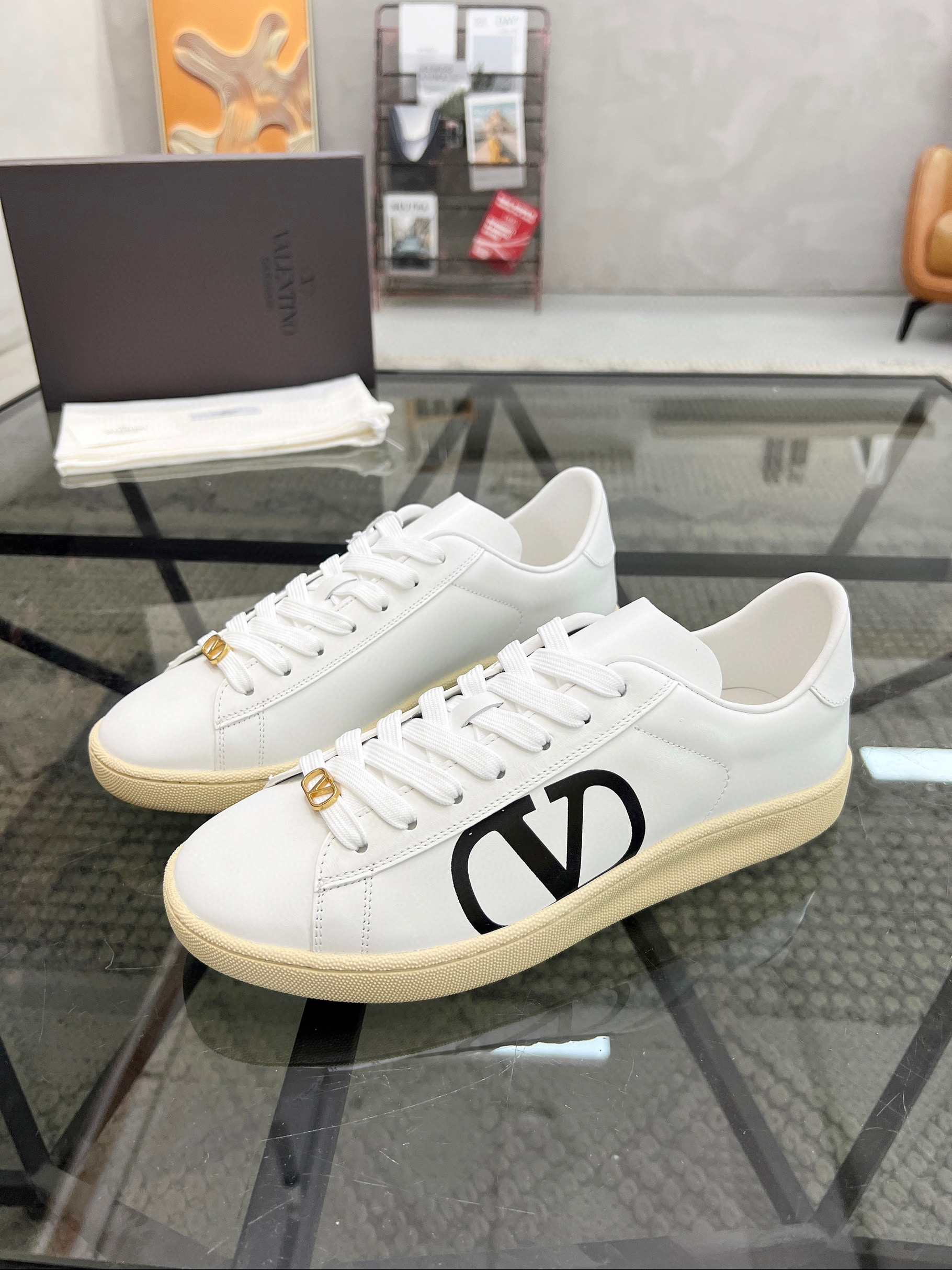 발렌티노 남자 스니커즈 신발 운동화