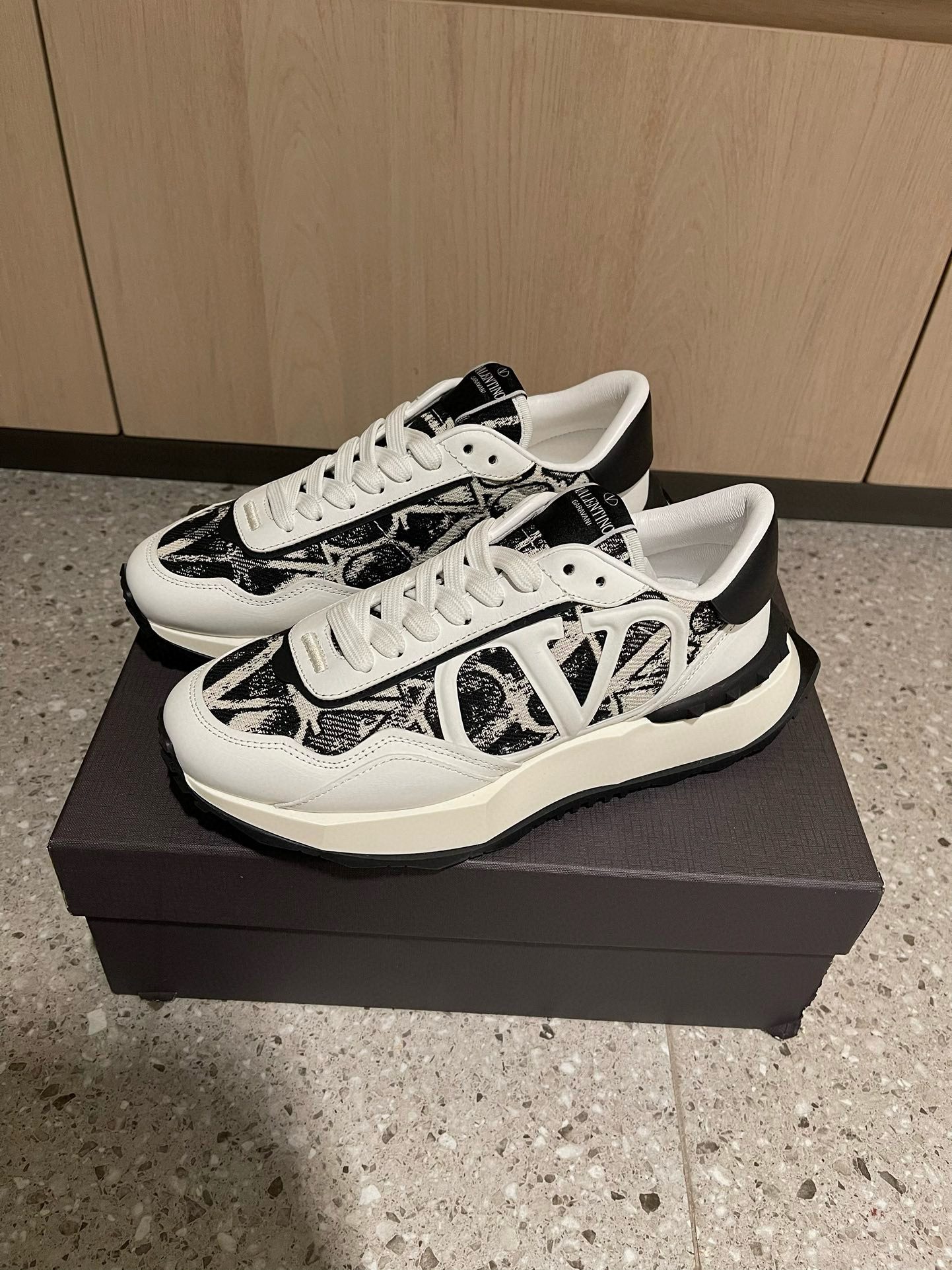 발렌티노 남자 신발 운동화 스니커즈