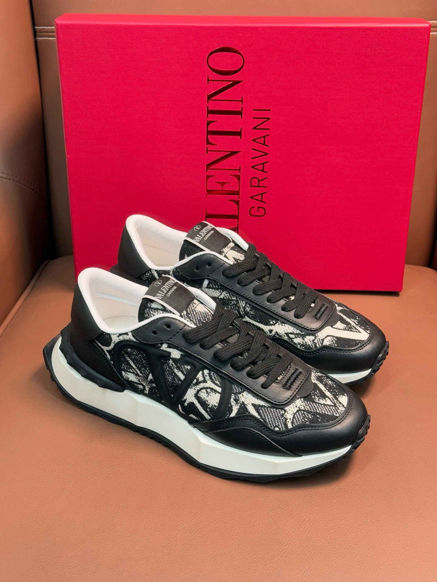 발렌티노 남자 신발 운동화 스니커즈