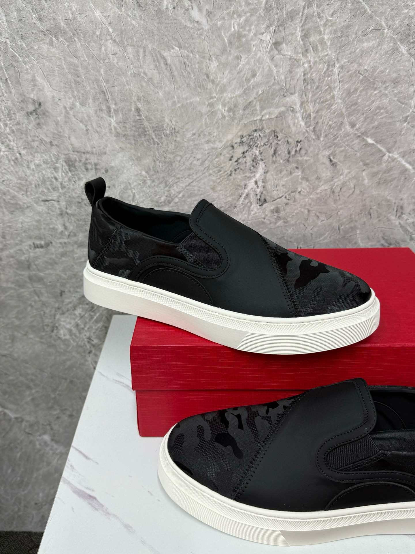 발렌티노 남자 신발 운동화 스니커즈