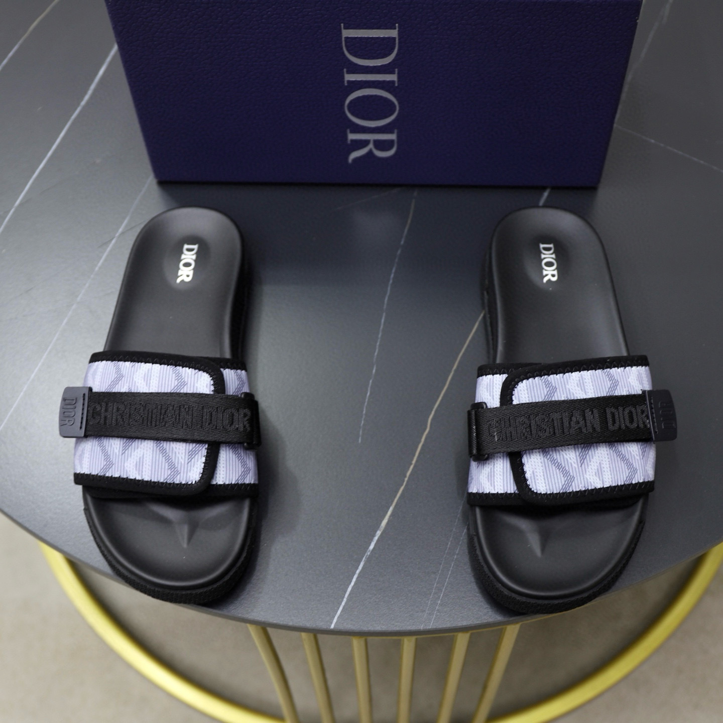 디올 남자 슬리퍼