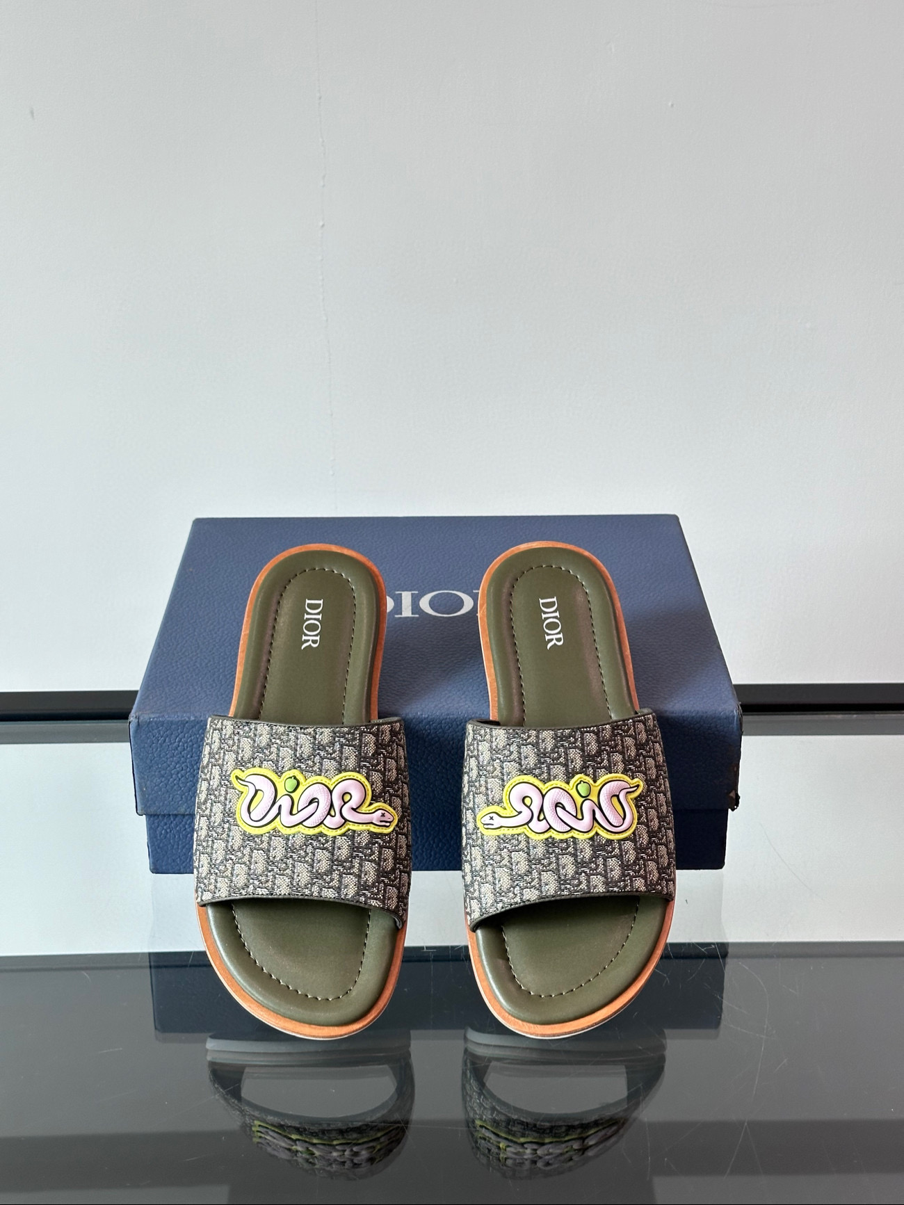 디올 남자 슬리퍼
