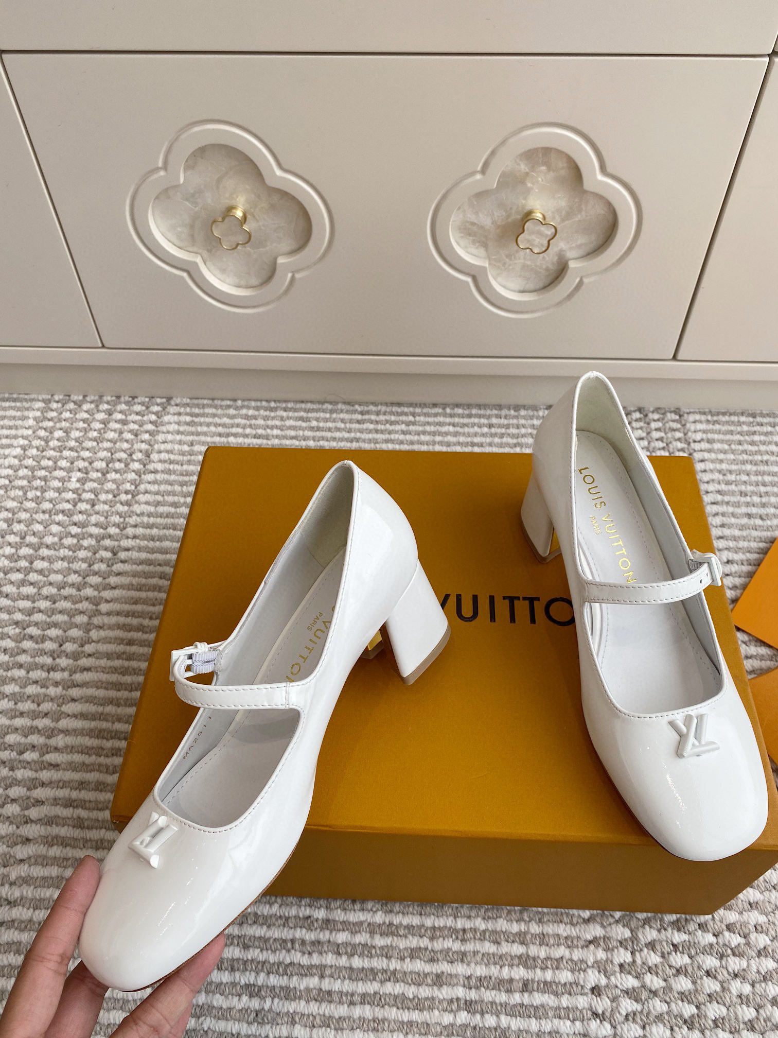 루이비통 여자 구두 5.5cm