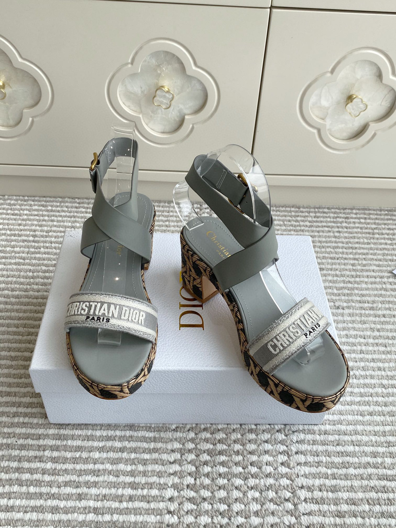 디올 여자 샌들 5.5cm