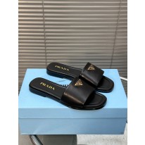 프라다 여자 슬리퍼