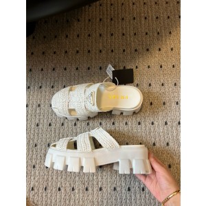 프라다 여자 슬리퍼