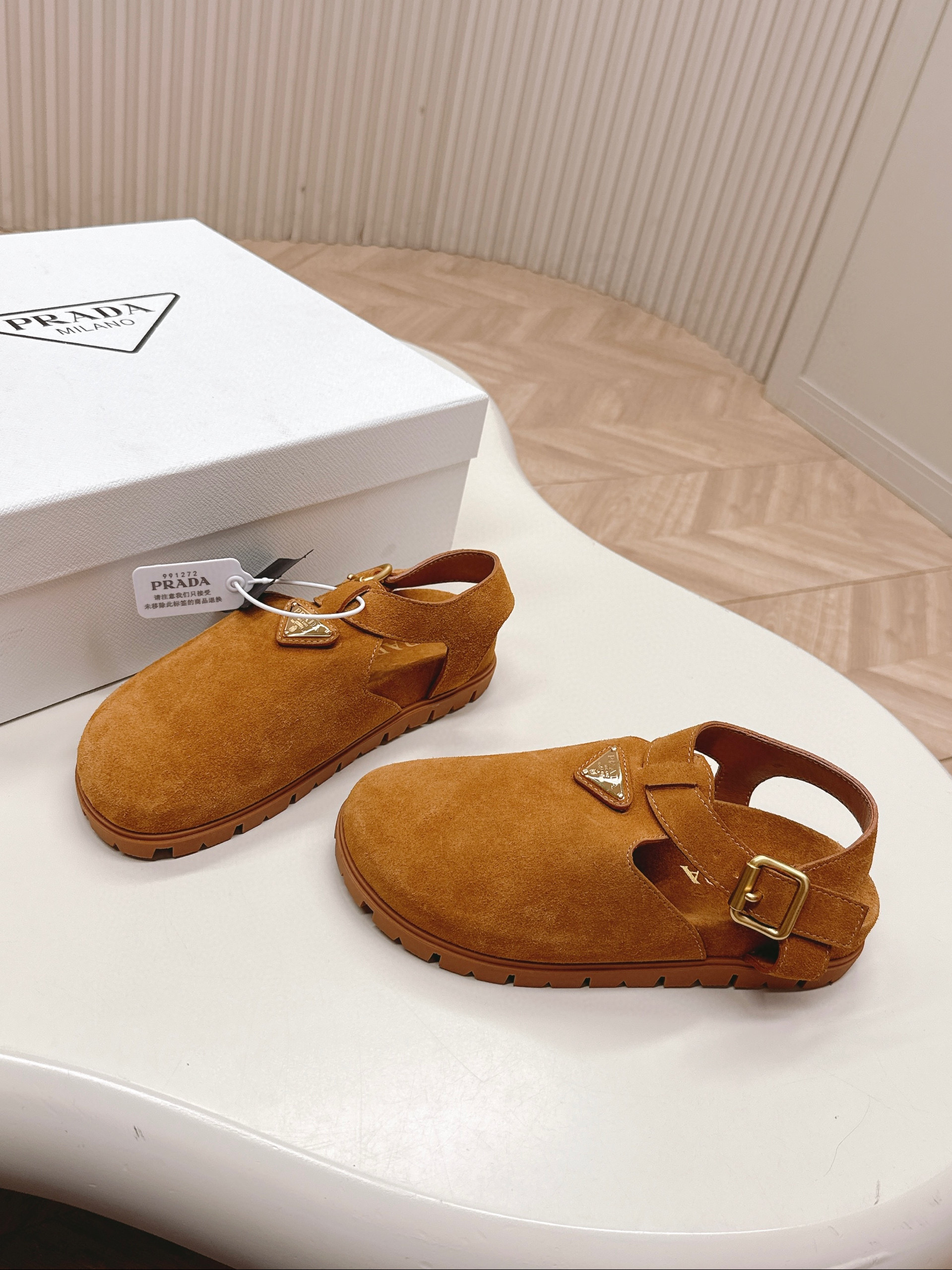 프라다 여자 샌들