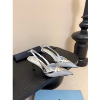 프라다 여자 샌들 8.5cm