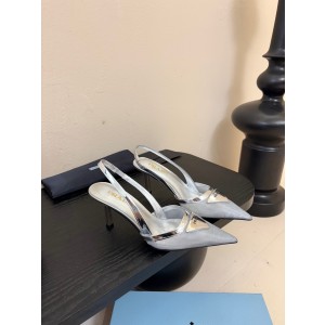 프라다 여자 샌들 8.5cm