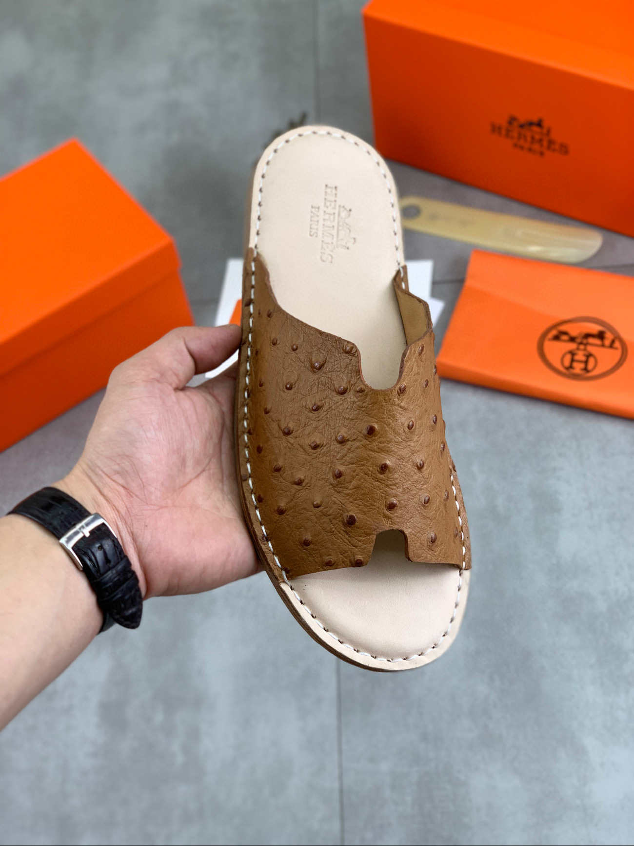 에르메스 남자 슬리퍼
