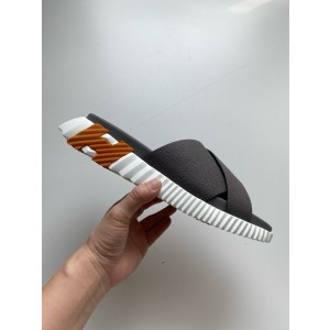 에르메스 남자 슬리퍼