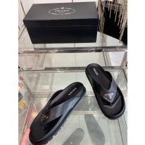 프라다 남자 슬리퍼