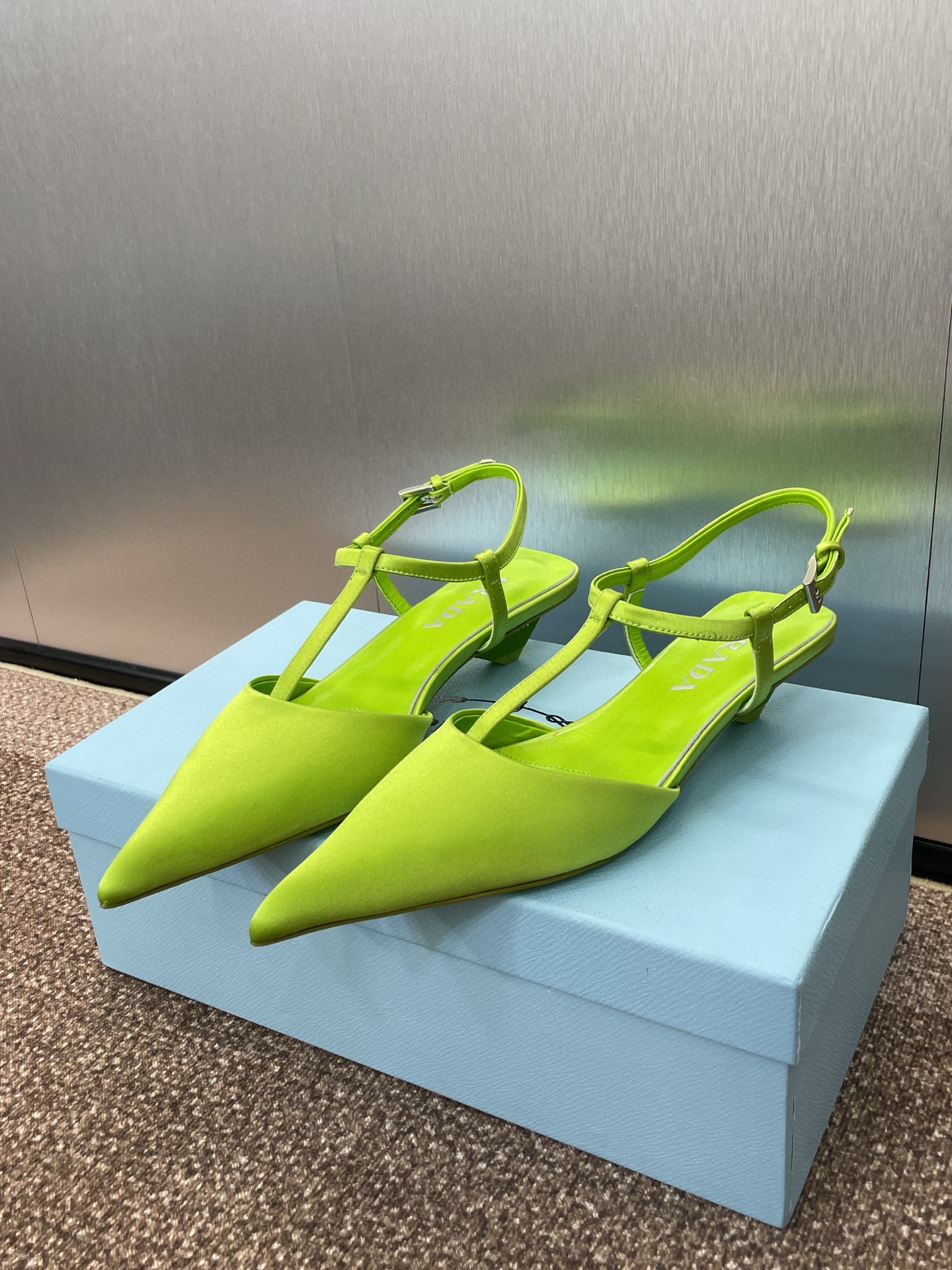 프라다 여자 샌들 3.5cm