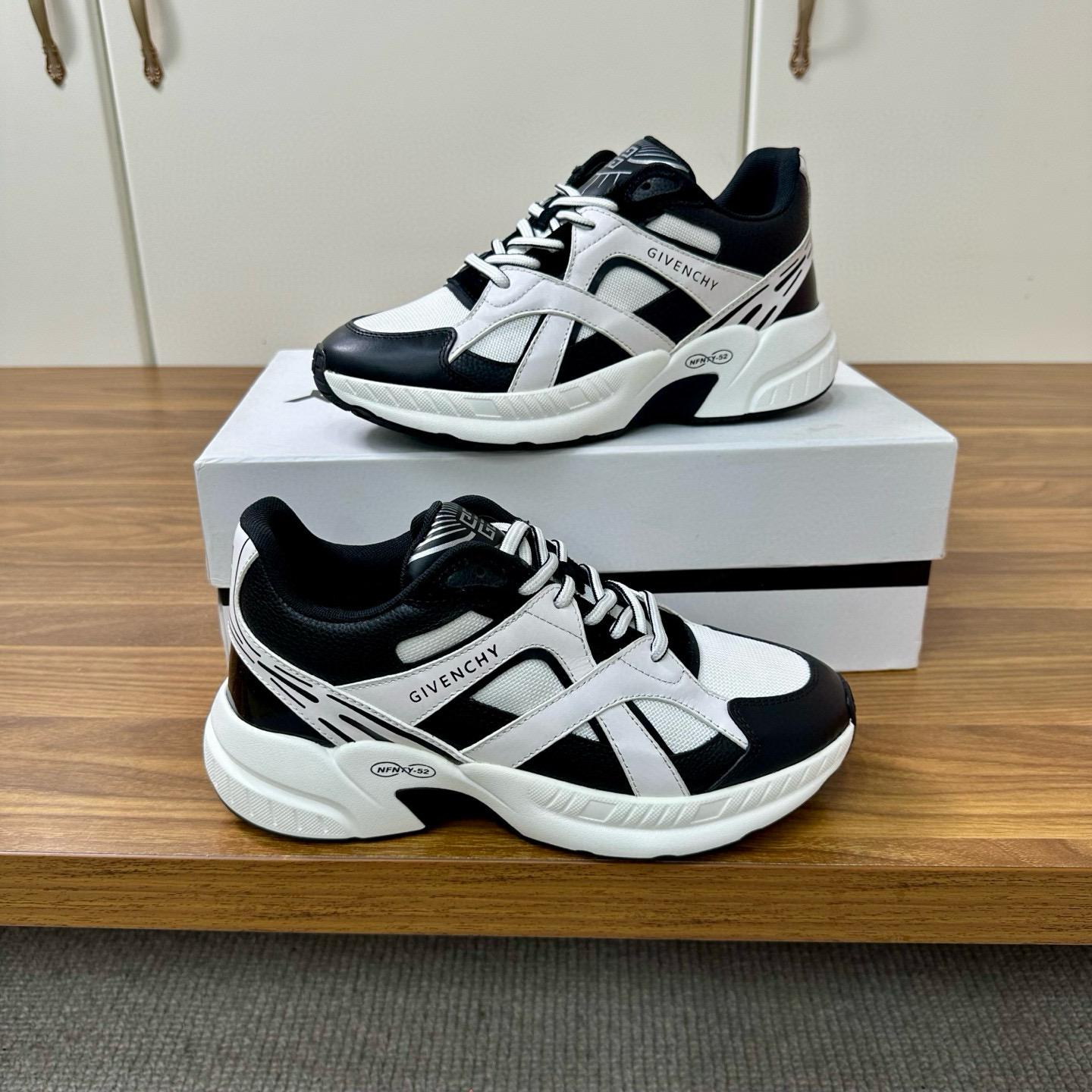 지방시 남자 신발 운동화 스니커즈