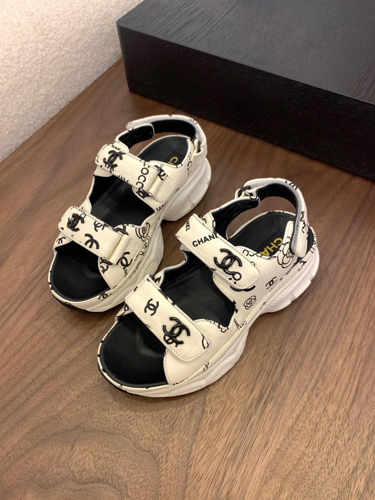 샤넬 여자 샌들