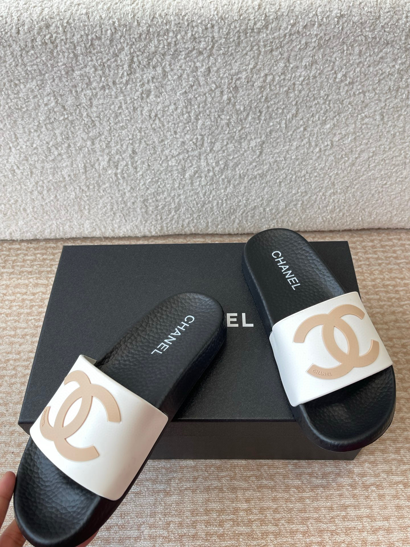 샤넬 여자 슬리퍼