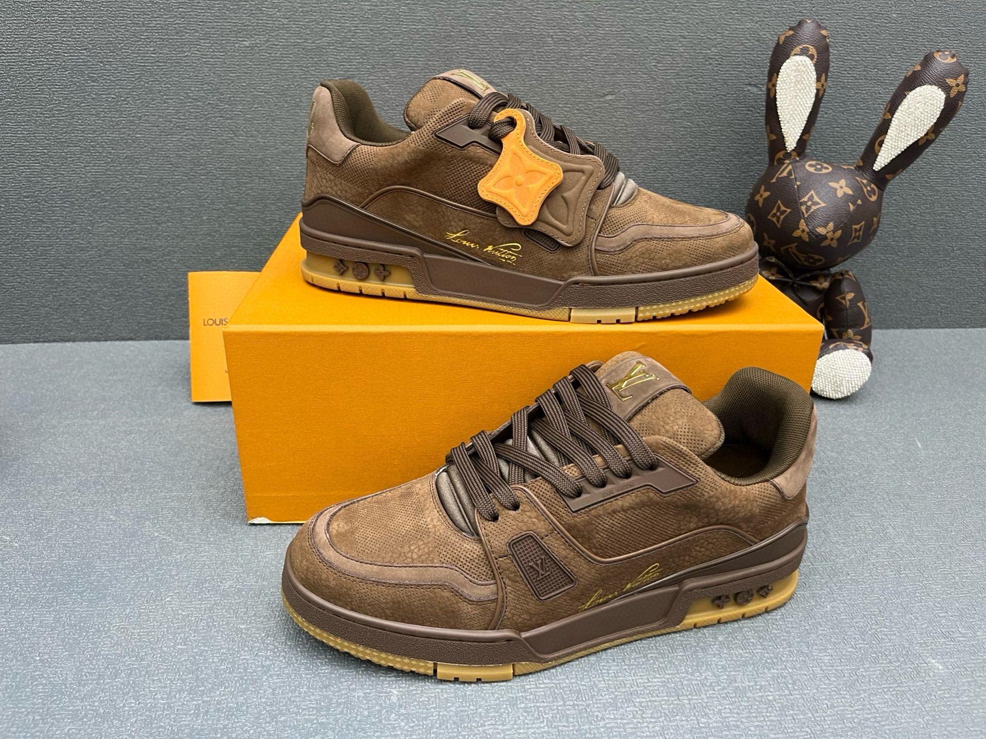 루이비통 남녀공용 신발 운동화 스니커즈