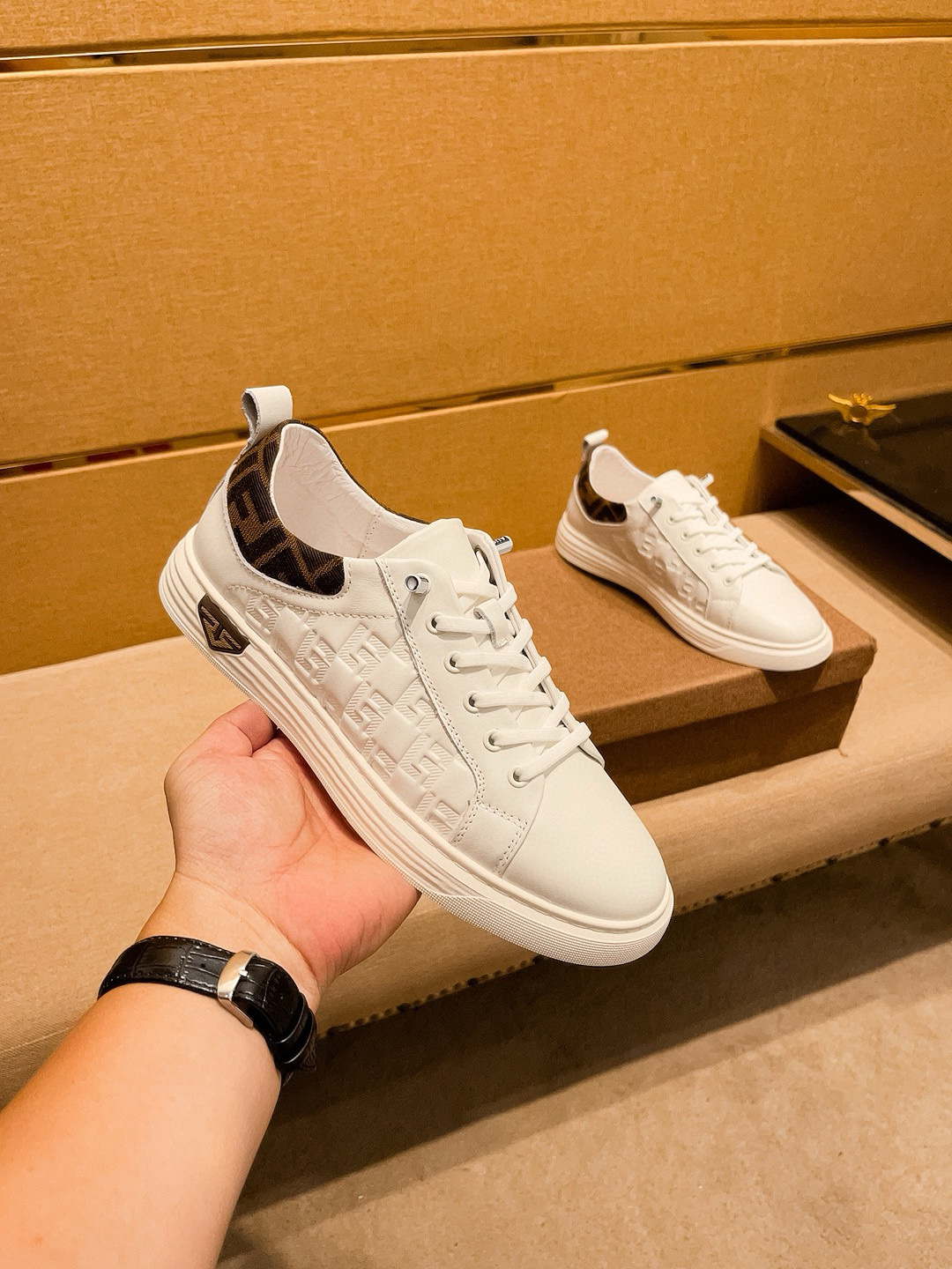 펜디 남자신발 운동화 스니커즈