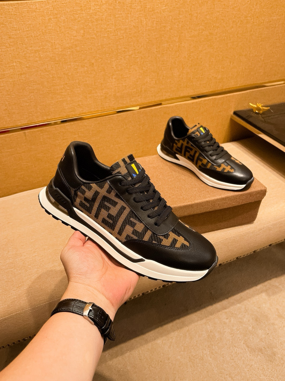 펜디 남자신발 운동화 스니커즈