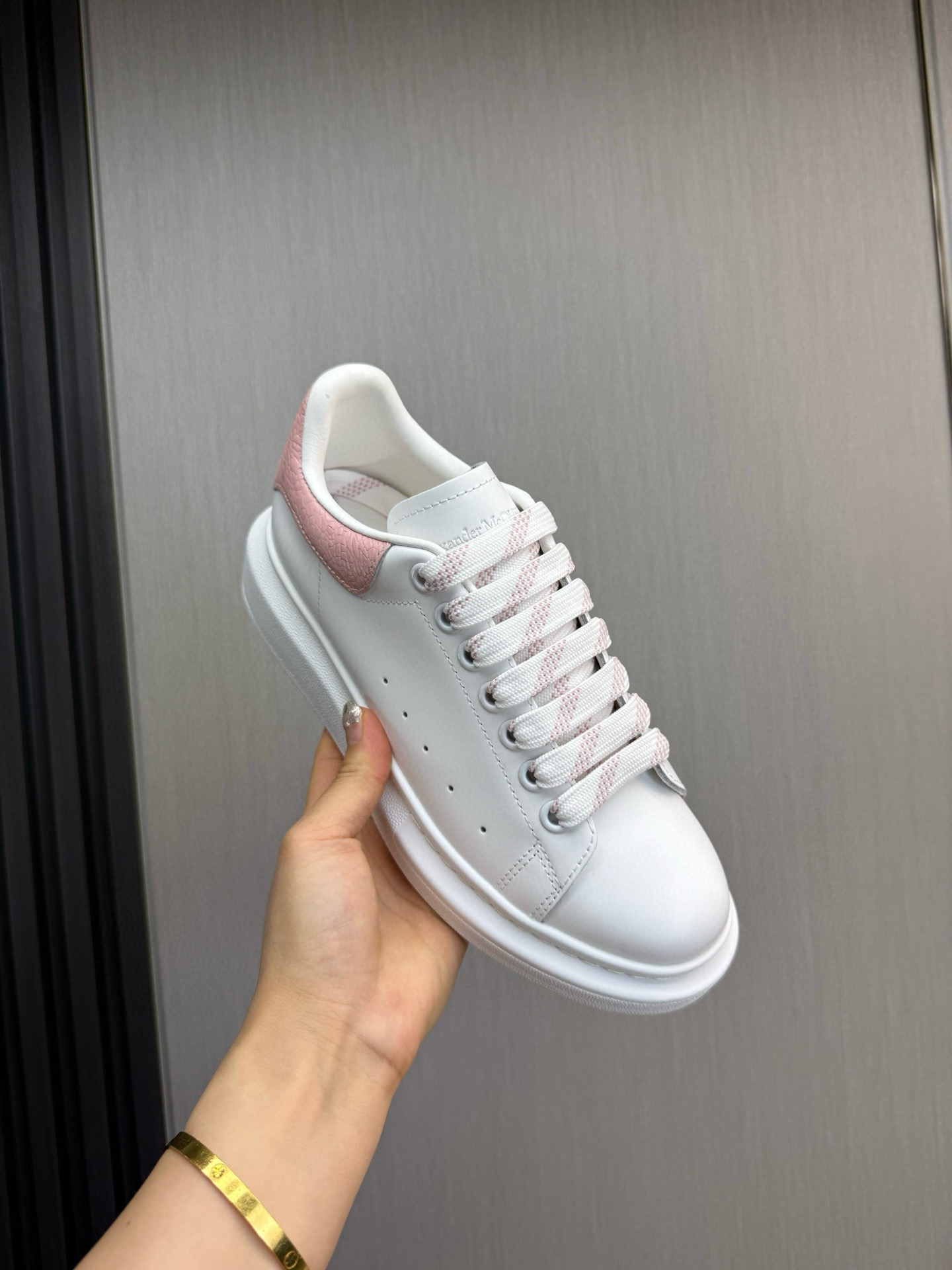 알렉산더 맥퀸 남녀공용 신발 운동화 스니커즈